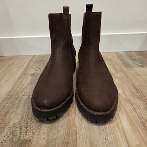 Thursday Legend Chelsea Boot Size 9